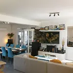Comfy With Sea View In Private Pool * オロクリニ
