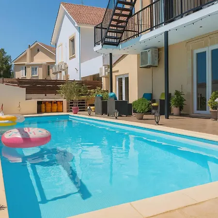 Comfy With Sea View In Private Pool *