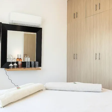 Comfy With Sea View In Private Pool Voroklini